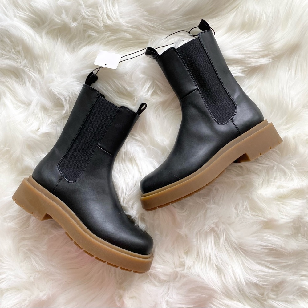 H&M Platform Chelsea Boot - Picture 12 of 16